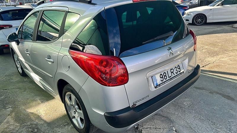 Usado Peugeot 207 Allure 92 HP (67 kW) 2011 Cinza Carrinha