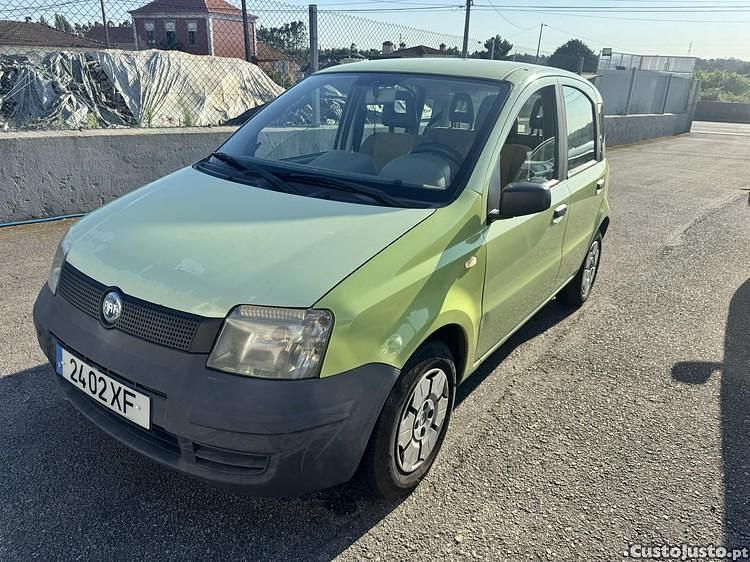Verde Usado 2004 Fiat Panda Citadino | € 1.999 - Imagem 1/1