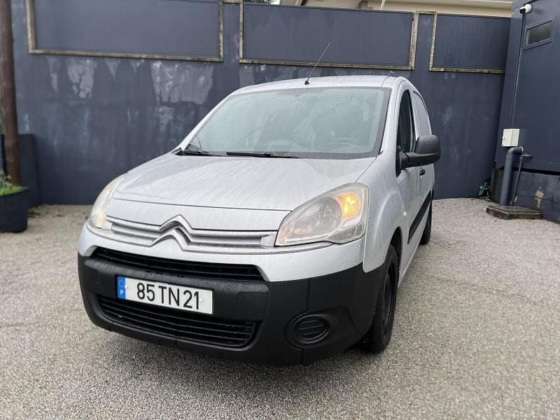 Usado Citroën Berlingo 75 HP (55 kW) 2015 Cinzento Monovolume