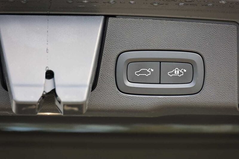 Usado Volvo XC60 197 HP (144 kW) 2023 Azul SUV