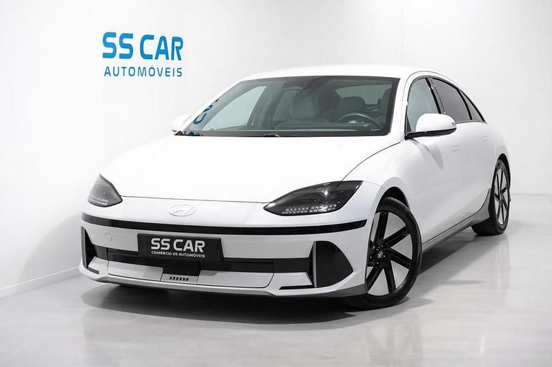 Usado Hyundai Ioniq 6 Premium 167 kW (228 HP) 2023 Branco Sedan