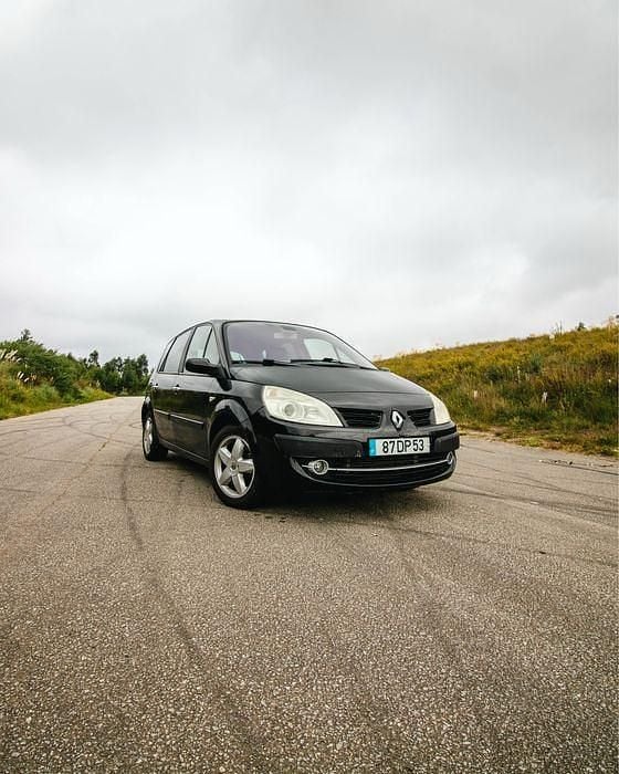 Usado 2007 Renault Scénic II Monovolume | € 4.200 (Preço justo) - Imagem 1/4