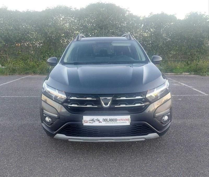 Usado Dacia Sandero Stepway 91 HP (66 kW) 2022 Cinza SUV