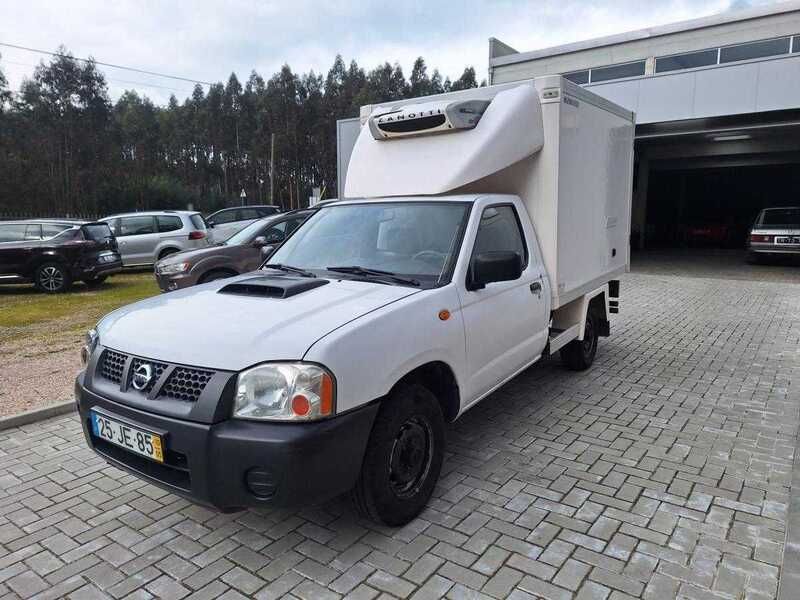 Branco Usado 2010 Nissan Navara Pickup | € 14.000 (Bom preço) - Imagem 1/4