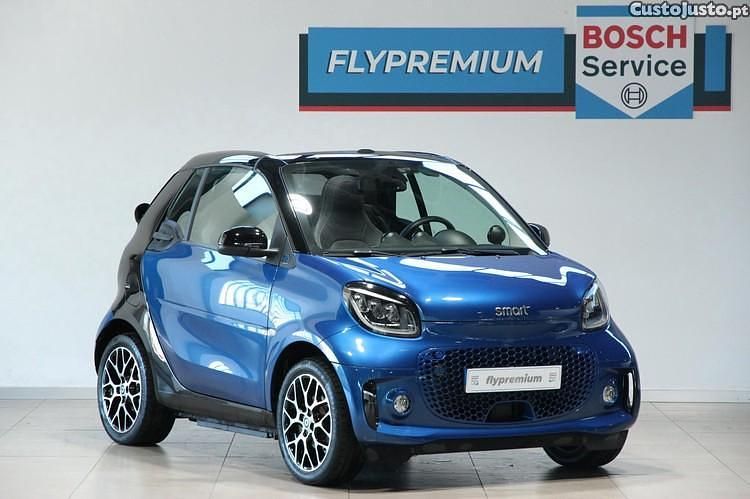 Azul Usado 2021 Smart ForTwo Electric Drive Prime Cabrios | € 18.490 (Caro) - Imagem 1/1