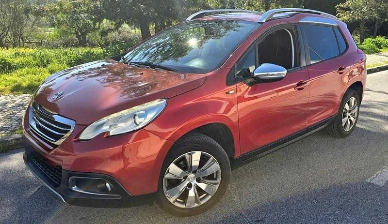 Usado Peugeot 2008 82 HP (60 kW) 2015 Outra SUV