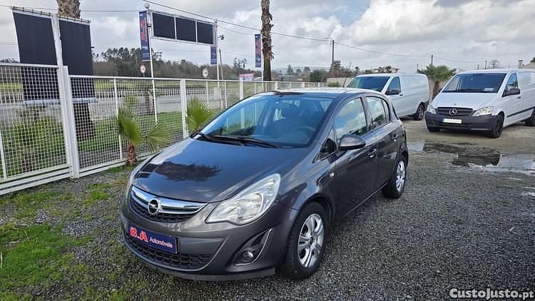 Usado Opel Corsa 85 HP (62 kW) 2012 Cinza Citadino