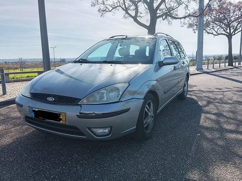 Usado Ford Focus 115 HP (84 kW) 2003 Sedan