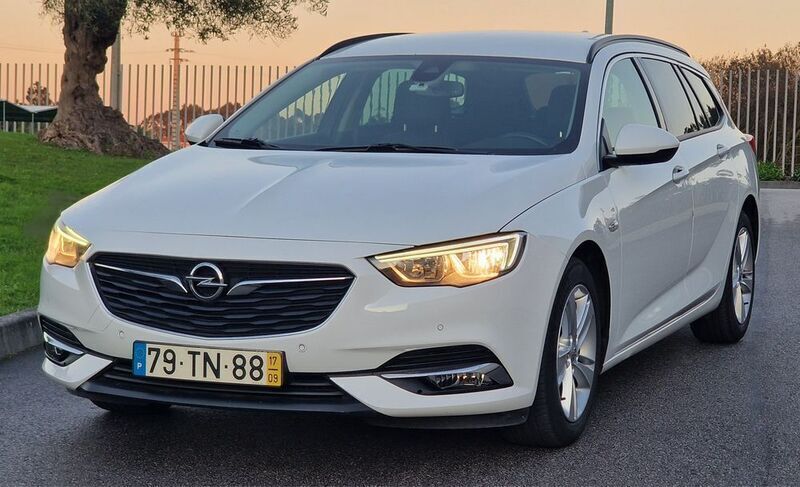 Usado 2017 Opel Insignia Carrinha | € 11.500 - Imagem 1/4