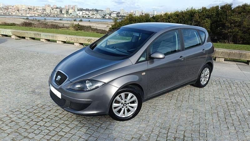 Usado 2005 Seat Altea Sedan | € 3.999 - Imagem 1/4