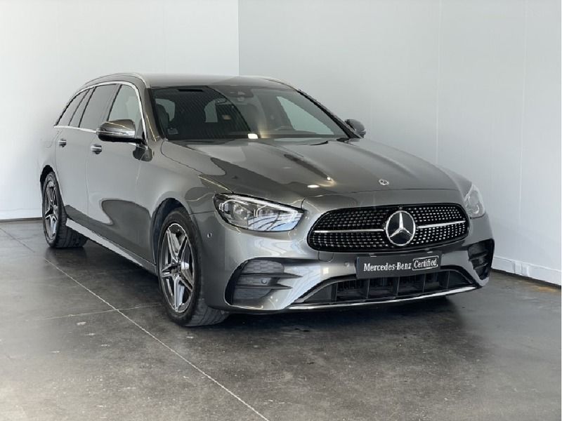 Cinzento escuro Usado 2023 Mercedes 300 AMG line Carrinha | € 66.750 - Imagem 1/4