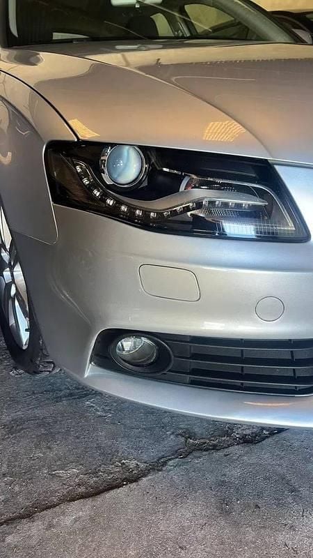 Cinza Usado 2011 Audi A4 Carrinha | € 13.490 (Preço justo) - Imagem 1/4