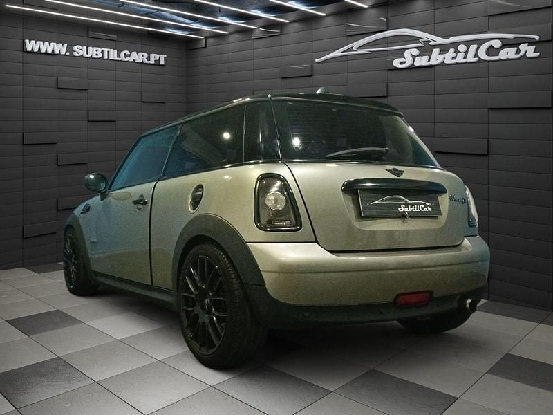 Usado Mini Cooper D 110 HP (80 kW) 2008 Cinza Citadino