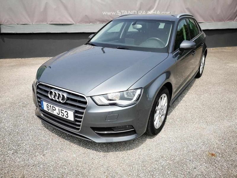 Vendido Audi A3 Sportback 1.6 TDI Des. - Carros usados para venda