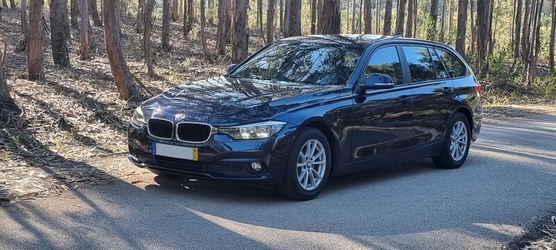 Azul Usado 2015 BMW 318 Carrinha | € 15.000 (Preço justo) - Imagem 1/4