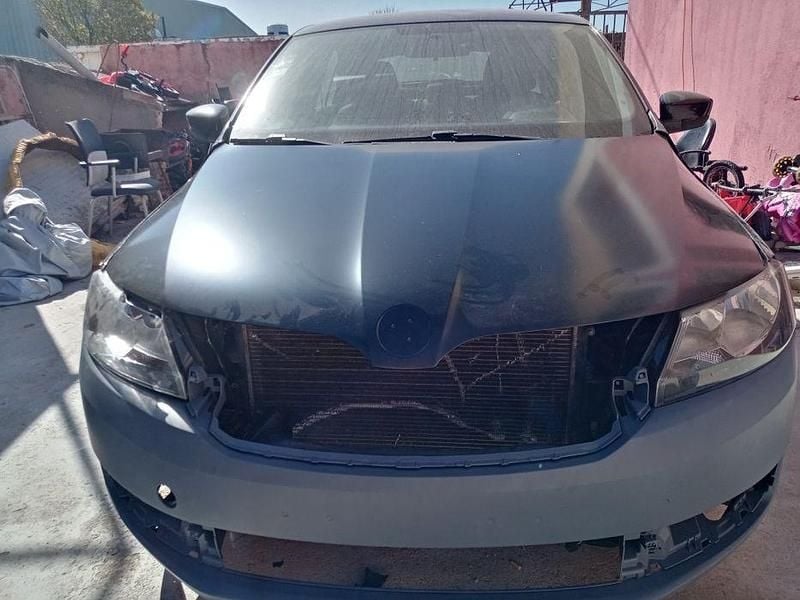 Usado 2013 Skoda Rapid Sedan | € 1.600 (Preço justo) - Imagem 1/4