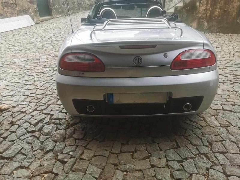 Usado MG F 120 HP (88 kW) 2001 Cinzento Cabrios