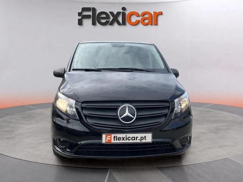 Usado Mercedes Vito 136 HP (100 kW) 2022 Preto Van