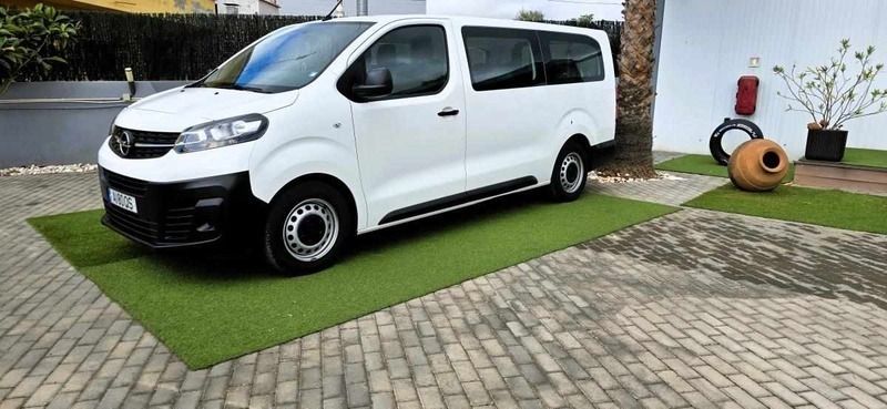 Branco Usado 2021 Opel Vivaro Van | € 29.900 (Caro) - Imagem 1/4