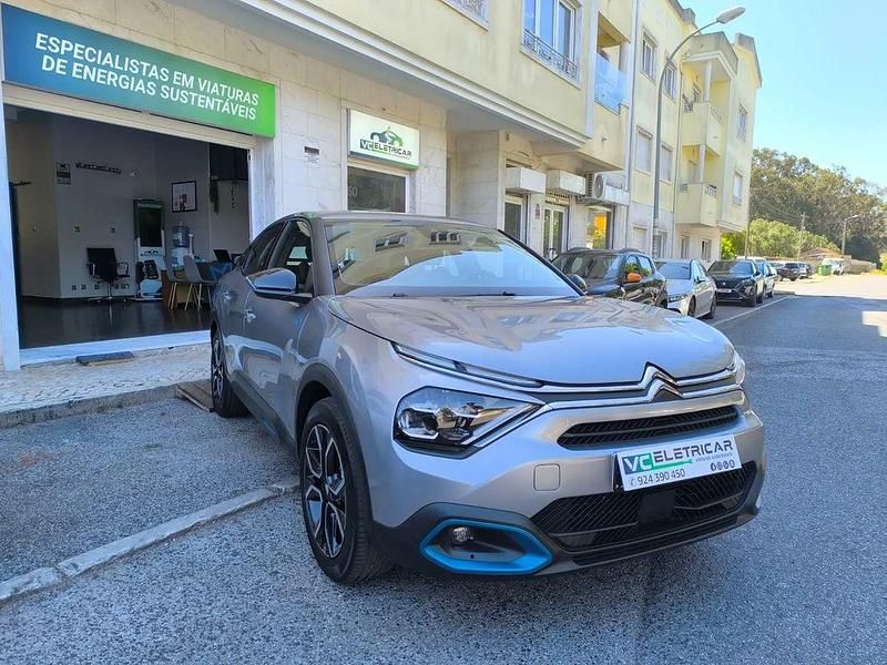 Cinza Usado 2023 Citroën e-C4 Feel SUV | € 19.800 (Preço justo) - Imagem 1/4