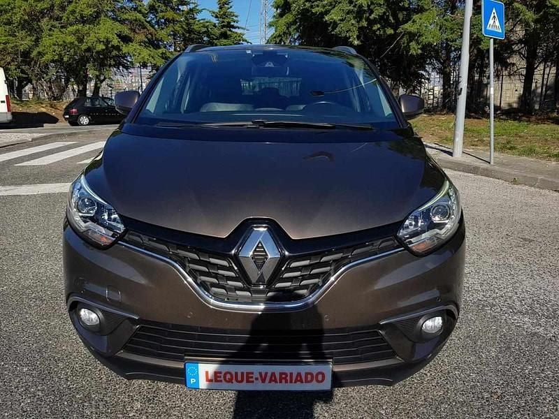 Usado Renault Scénic IV 110 HP (80 kW) 2018 Cinzento Monovolume