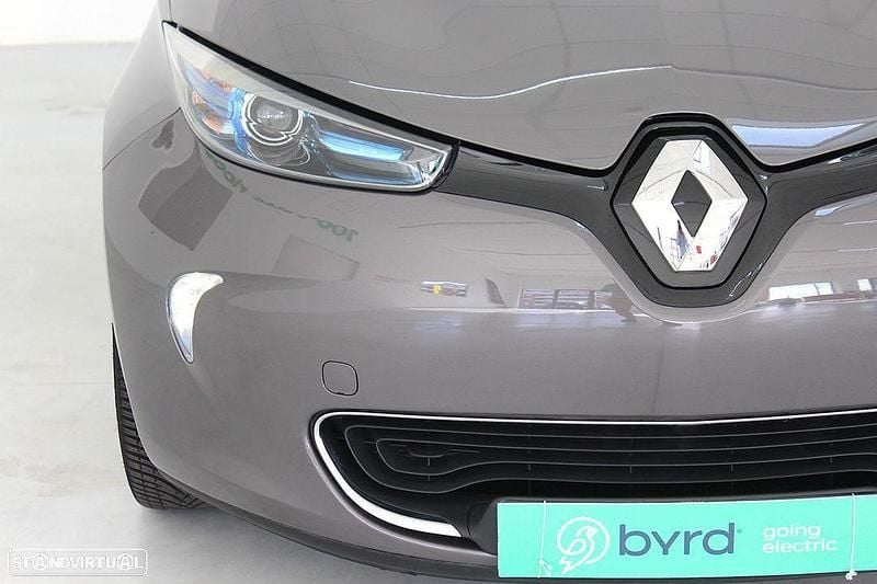 Usado Renault Zoe Bose Edition 67 kW (92 HP) 2017 Cinzento Citadino