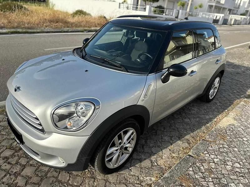 Cinzento Usado 2011 Mini Countryman SUV | € 8.500 (Bom preço) - Imagem 1/4