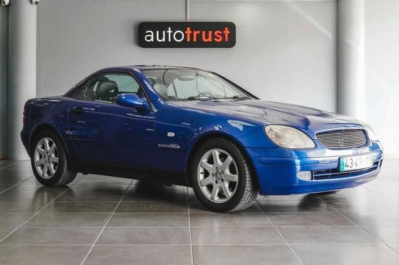 Azul Usado 1998 Mercedes SLK200 Cabrios | € 8.900 (Bom preço) - Imagem 1/4