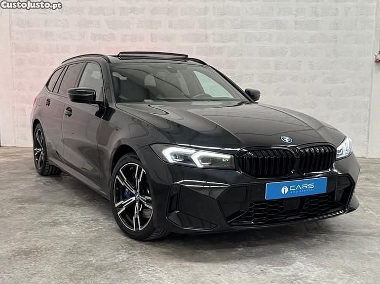 Preto Usado 2022 BMW 330e Carrinha | € 39.990 (Preço justo) - Imagem 1/1