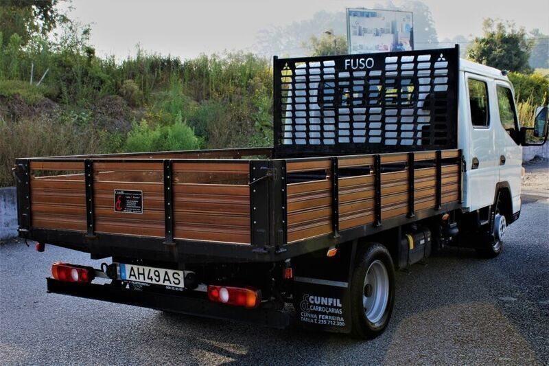 Branco Usado 2021 Mitsubishi Canter | € 39.990 (Caro) - Imagem 1/4
