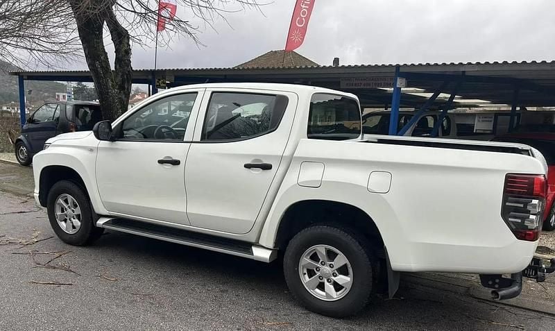Usado Mitsubishi L200 150 HP (110 kW) 2022 Branco Pickup