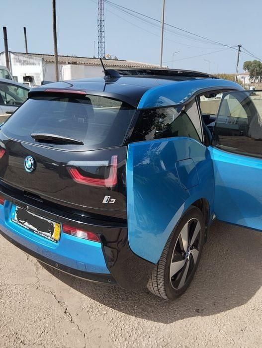 Usado 2018 BMW i3 Comfort Edition Citadino | € 17.000 - Imagem 1/4