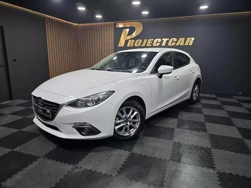 Usado Mazda 3 Evolve 105 HP (77 kW) 2017 Branco Citadino