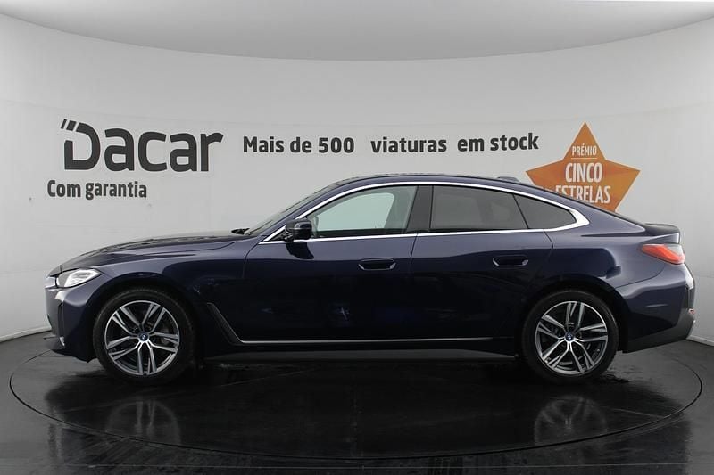 Usado BMW i4 250 kW (340 HP) 2023 Azul Sedan