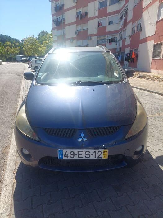 Usado 2007 Mitsubishi Grandis Monovolume | € 5.500 - Imagem 1/4
