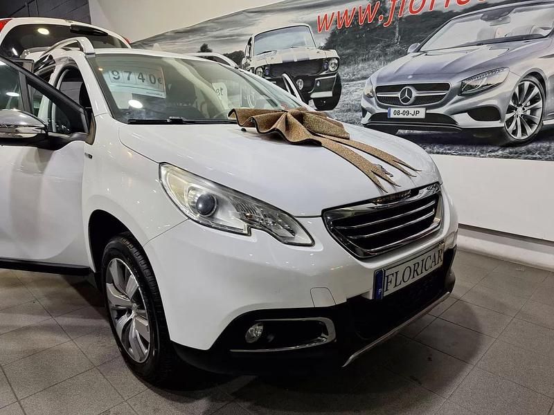 Branco Usado 2015 Peugeot 2008 Allure SUV | € 9.740 (Preço justo) - Imagem 1/4