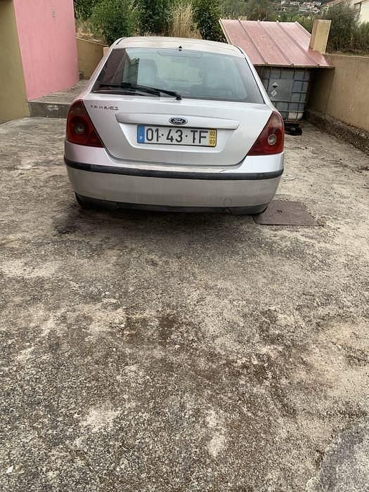 Usado 2002 Ford Mondeo Sedan | € 1.600 (Super Preço) - Imagem 1/4