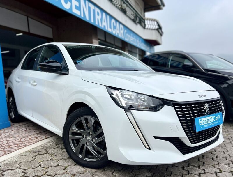 Branco Usado 2022 Peugeot 208 Active Citadino | € 16.950 (Bom preço) - Imagem 1/4