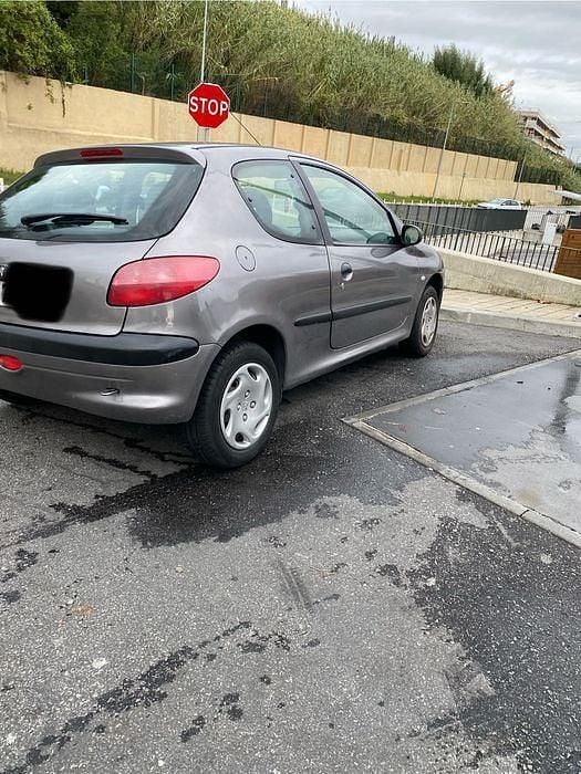 Usado 1999 Peugeot 206 Sedan | € 1.100 (Bom preço) - Imagem 1/4