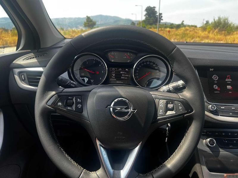 Usado 2018 Opel Astra Sedan | € 6.600 (Bom preço) - Imagem 1/4