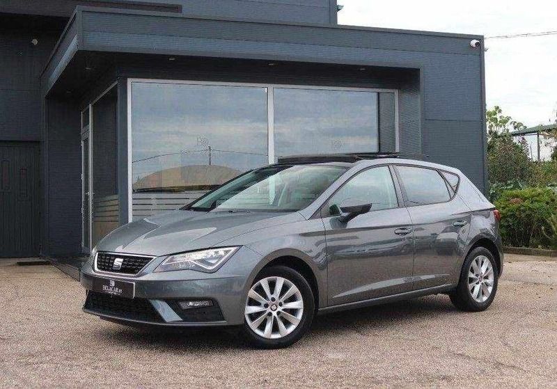 Cinzento Usado 2018 Seat Leon Style | € 17.950 (Preço elevado) - Imagem 1/4