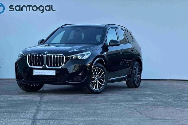 Preto Novo 2025 BMW X1 Luxury Line SUV | € 59.655 - Imagem 1/4
