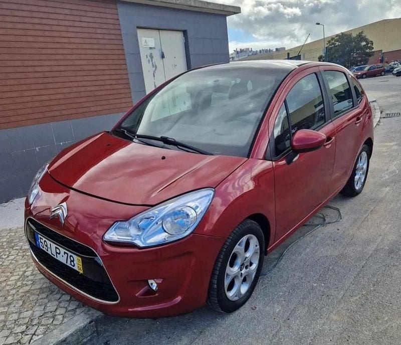 Usado Citroën C3 73 HP (53 kW) 2011 Vermelho Citadino