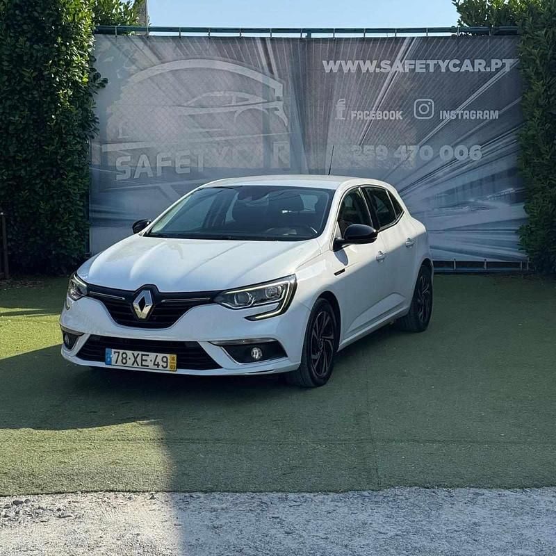 Branco Usado 2019 Renault Mégane IV Citadino | € 13.750 - Imagem 1/4