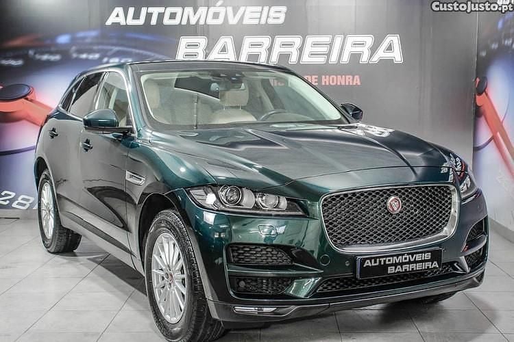 Verde Usado 2016 Jaguar F-Pace Chequered Flag SUV | € 23.900 (Preço justo) - Imagem 1/1