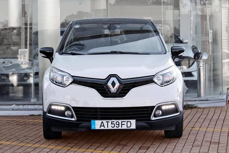 Usado Renault Captur 120 HP (88 kW) 2013 Branco SUV