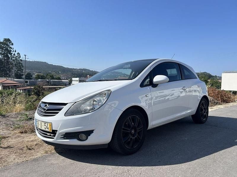 Usado 2009 Opel Corsa Edition | € 4.500 (Bom preço) - Imagem 1/4