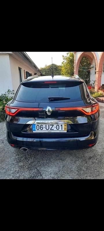 Usado Renault Mégane GrandTour 110 HP (80 kW) 2018 Preto Carrinha