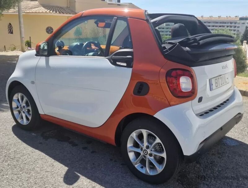 Branco Usado 2019 Smart ForTwo Electric Drive Passion Cabrios | € 14.350 (Preço justo) - Imagem 1/4