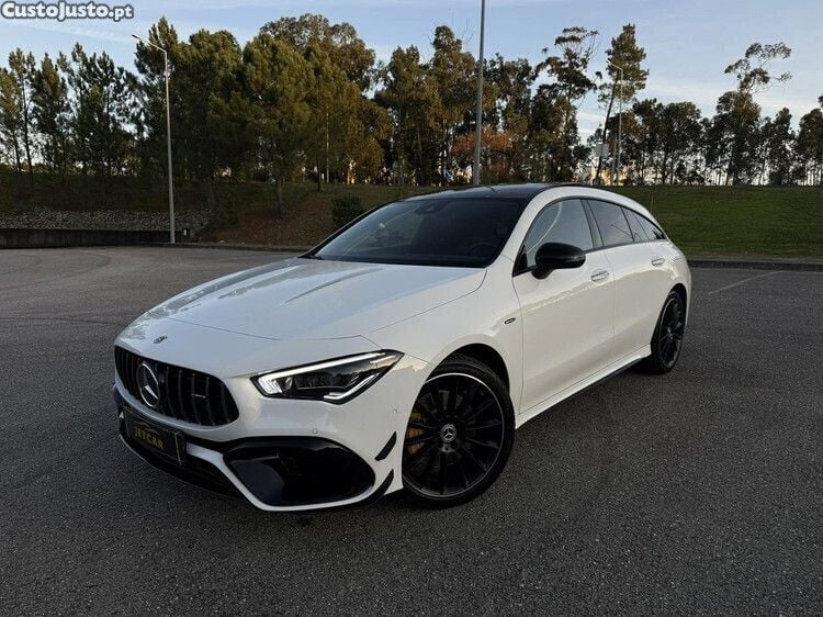 Branco Usado 2021 Mercedes CLA250e Shooting Brake AMG Carrinha | € 39.900 - Imagem 1/1